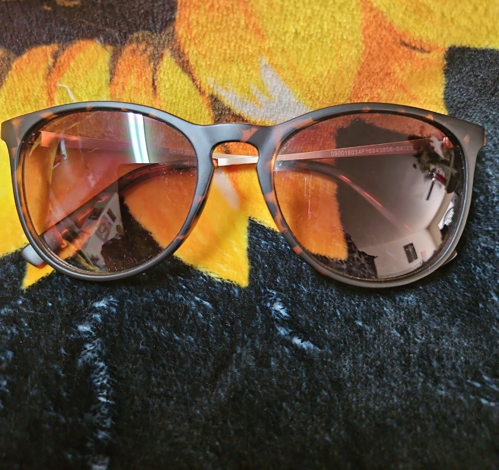 Foster Grant Brown Sunglasses